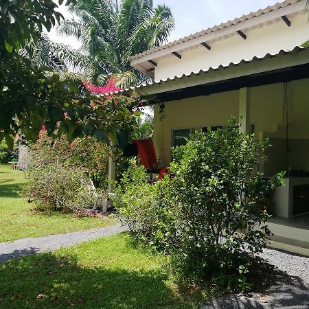 Aathid Garden Khao Lak Villa Ngoại thất bức ảnh